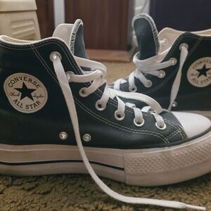 High-Top Platform Converse Sneakers Dark Green with White Laces